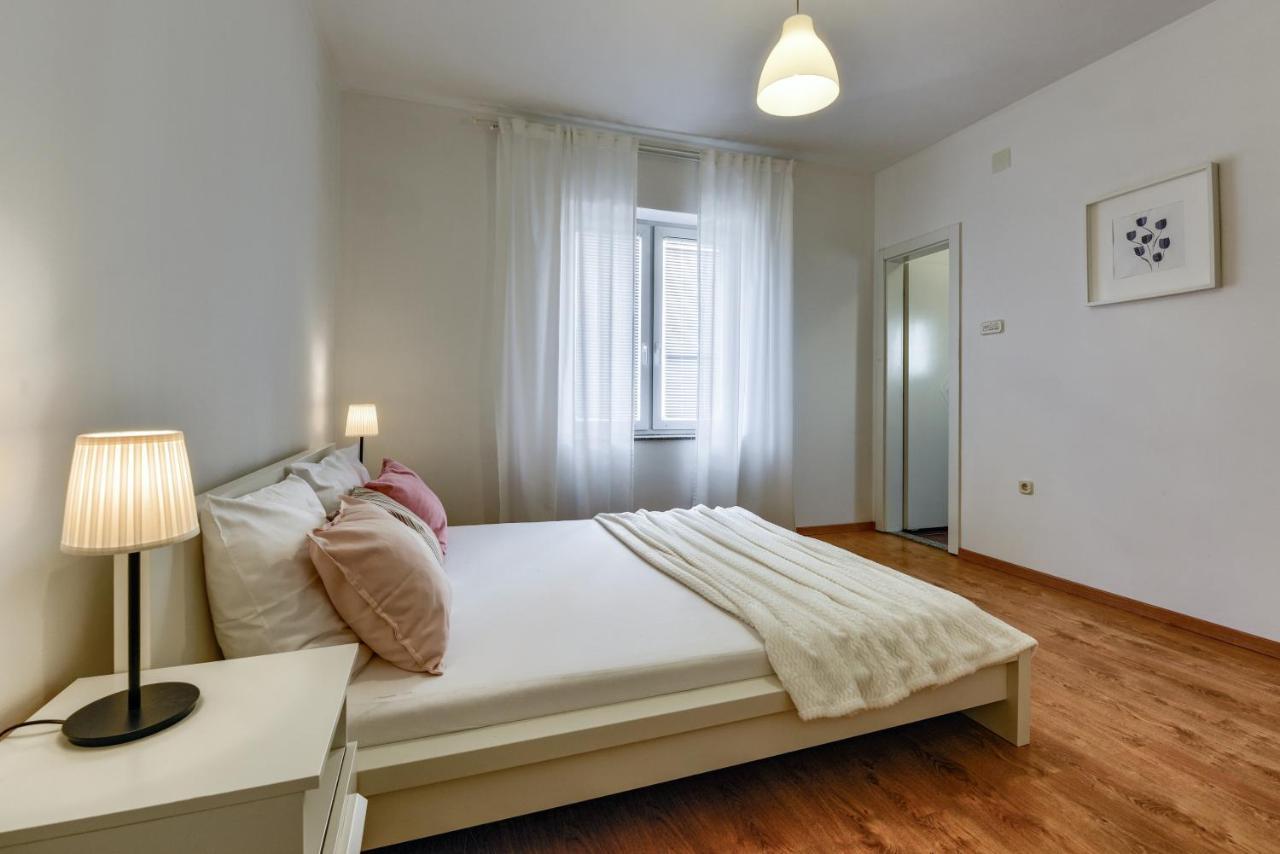 Lrs 2 Apartment In The Centar Of 자다르 외부 사진